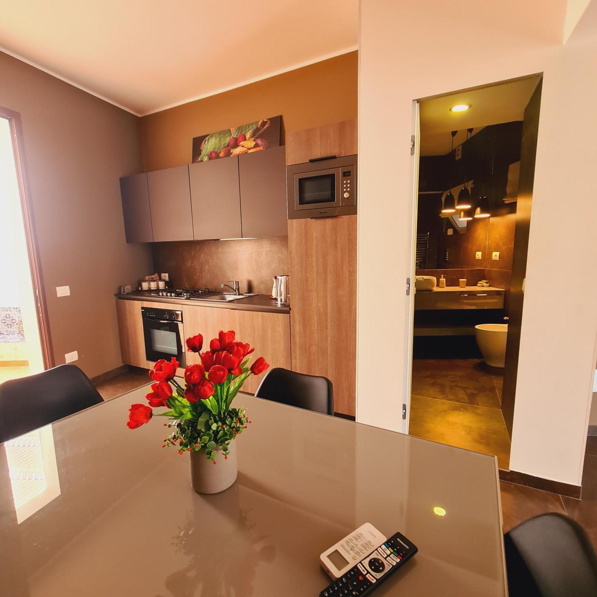 Le Suite Del Centro Marsala Esterno foto